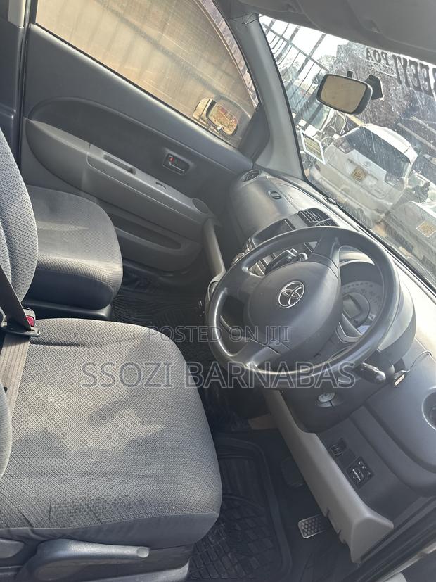 Toyota Corolla Spacio 1998 Silver