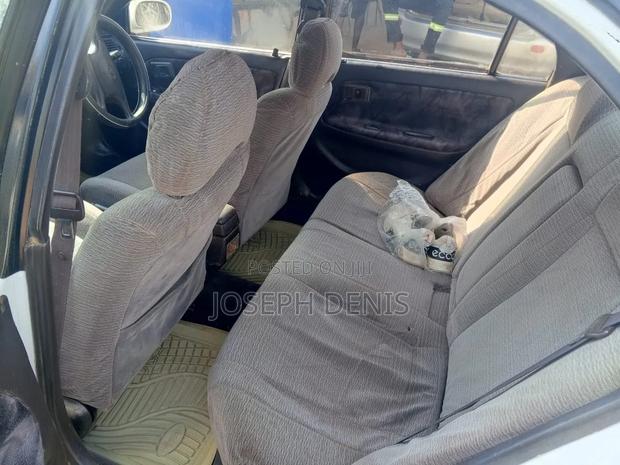 Toyota Corona 1991 White