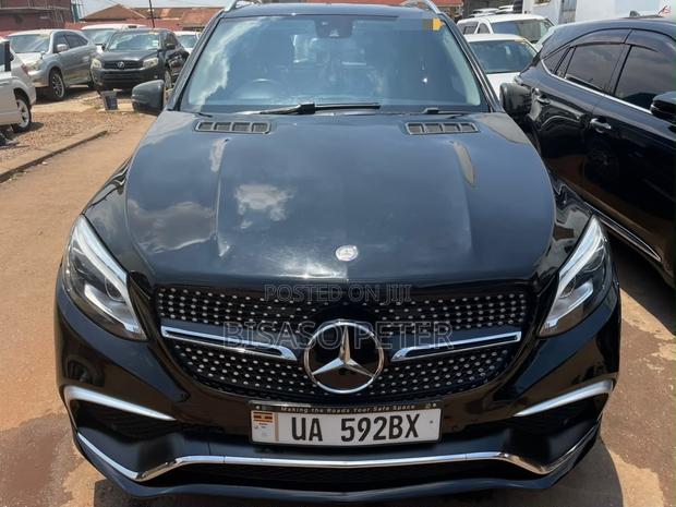 Mercedes-Benz M Class ML350 4dr SUV (3.5L 6cyl 7A) 2014 Black
