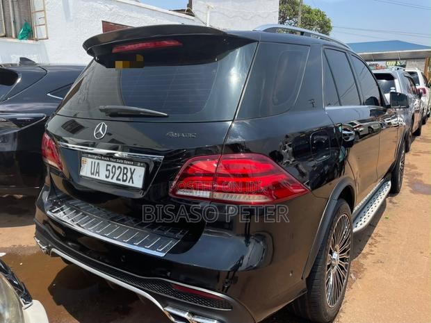 Mercedes-Benz M Class ML350 4dr SUV (3.5L 6cyl 7A) 2014 Black