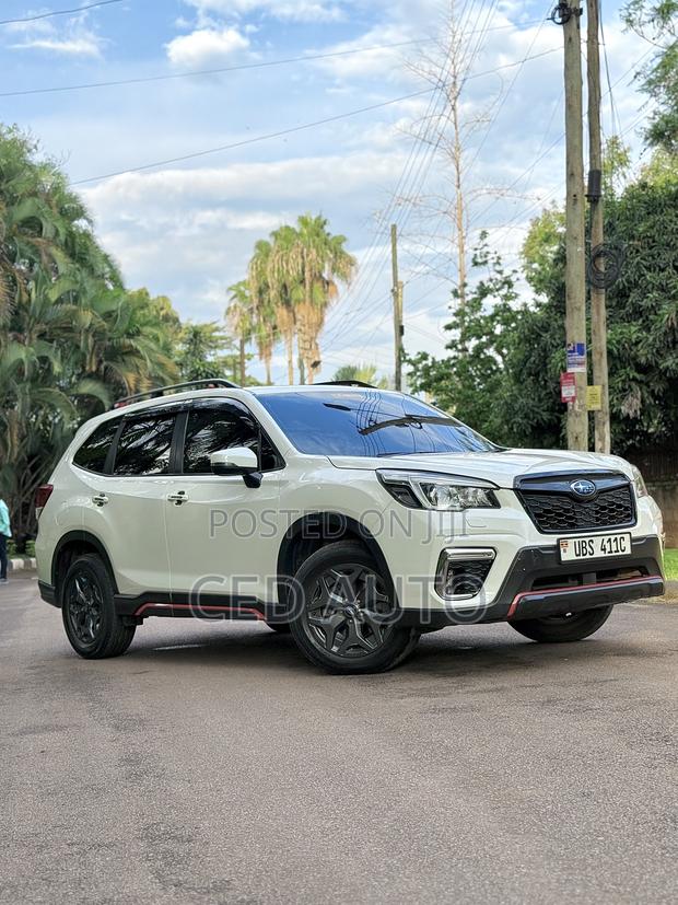 Subaru Forester 2018 White