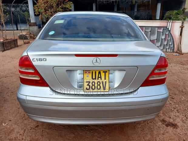 Mercedes-Benz C180 2004 Silver