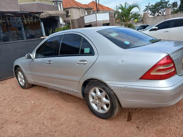 Mercedes-Benz C180 2004 Silver