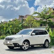 Subaru Forester 2010 Off white for sale