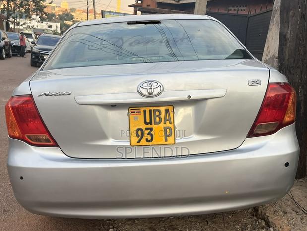 Toyota Axio 2006 Silver