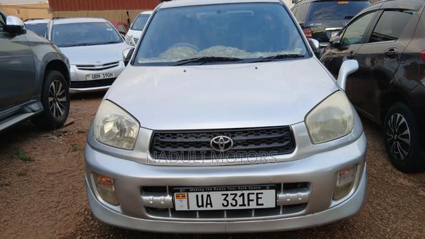 Toyota RAV4 1.8 2005 Silver