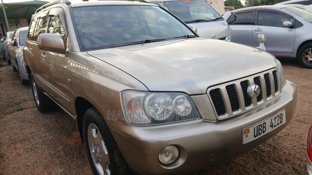Toyota Kluger 2004 Silver