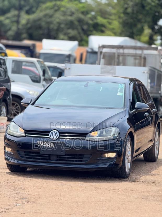 Volkswagen Golf 2013 Black