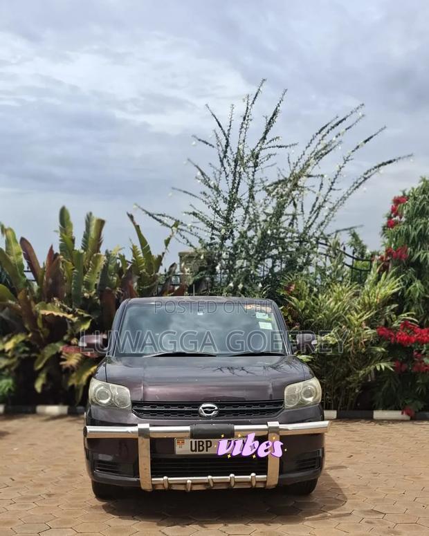 Toyota Rumion 1.5 FWD 2023 Maroon