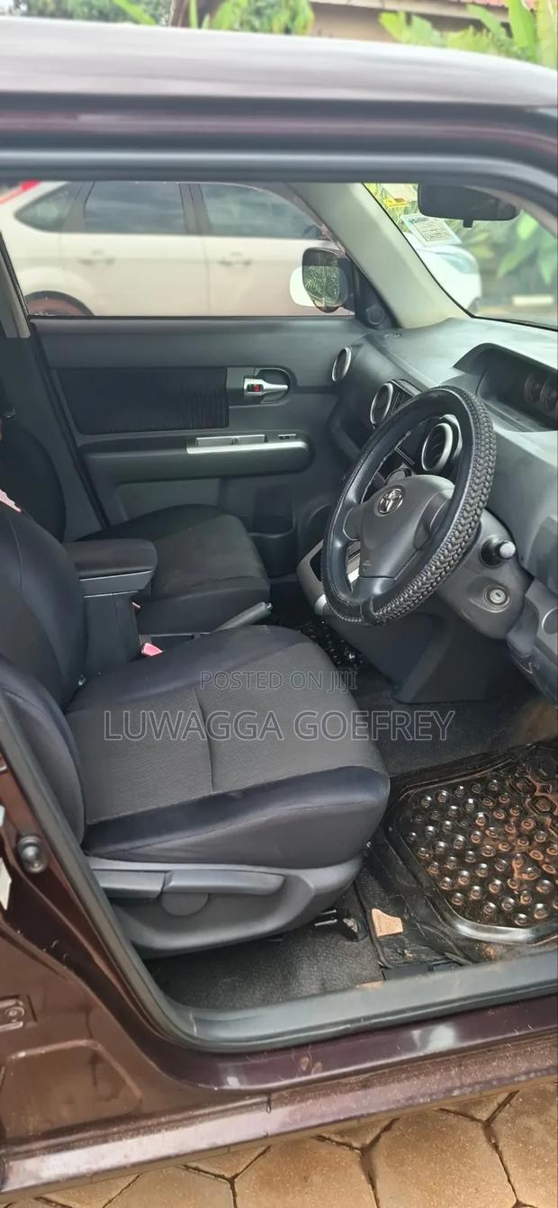 Toyota Rumion 1.5 FWD 2023 Maroon