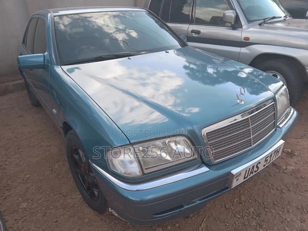 Mercedes-Benz 200 1997