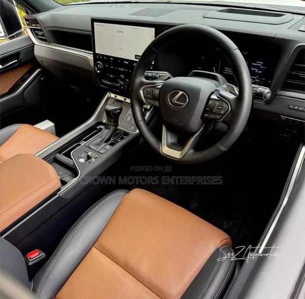 Lexus GX 550 Luxury 4WD 2025 White