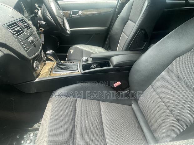 Mercedes-Benz C200 2012 Silver