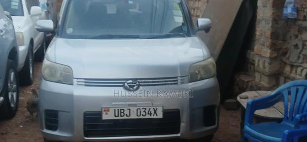 Toyota Corolla Rumion 2010 Silver