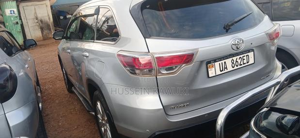 Toyota Kluger 2008 Silver