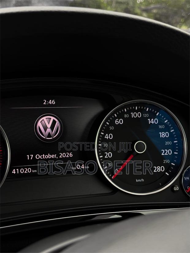 Volkswagen Touareg 2017 White