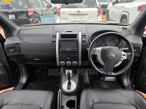 Nissan X-Trail 2.0 Petrol AWD 2013 Gray