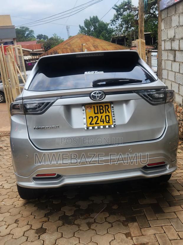 Toyota Harrier 2015 Silver