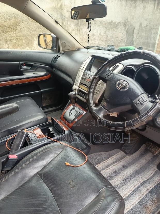 Toyota Harrier 2.4 2006 Black