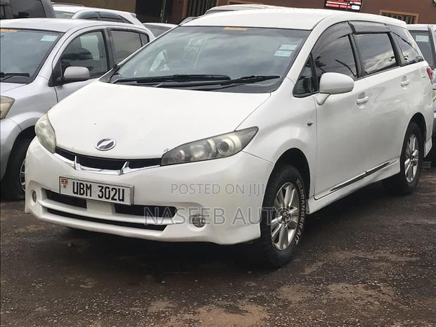 Toyota Wish 2010 White