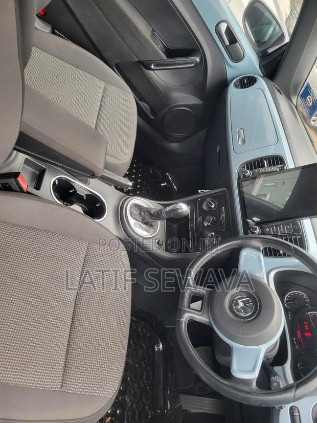 Volkswagen Beetle 1.8T PZEV 2dr Hatchback (1.8L 4cyl Turbo 5M) 2015