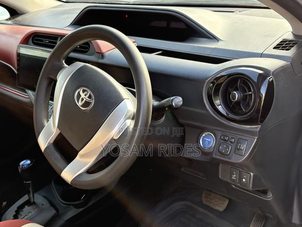 Toyota Aqua S 2014 White
