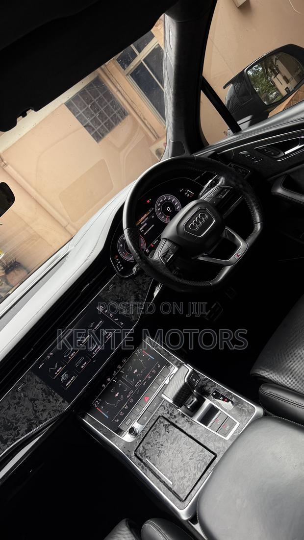Audi Q7 Premium Plus 2020 Black