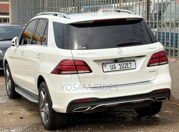 Mercedes-Benz GLE-Class GLE 350d 4MATIC 2017 White
