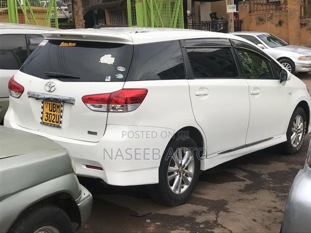 Toyota Wish 2010 White