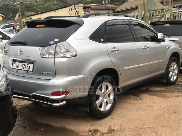 Toyota Harrier 2009 Silver