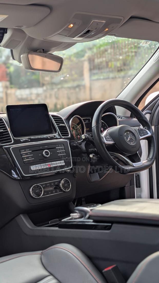 Mercedes-Benz GLE-Class 2018 White