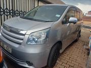 Toyota Noah 2010 Silver for sale
