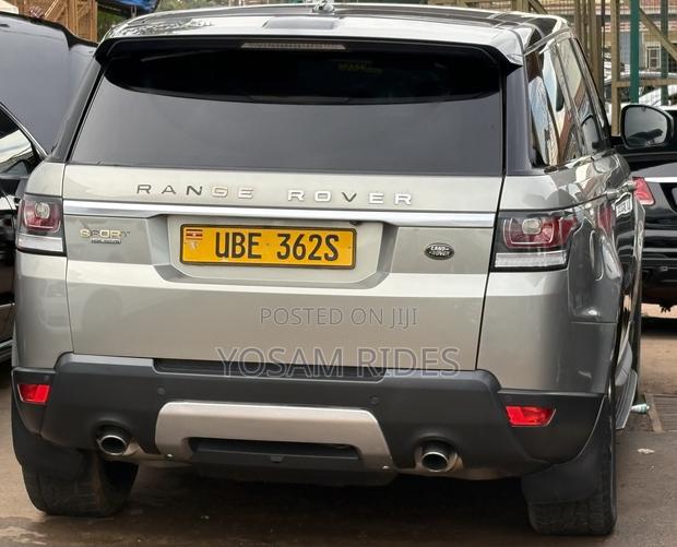 Land Rover Range Rover Sport HSE 4x4 (3.0L 6cyl 8A) 2016 Gold