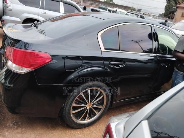 Subaru Legacy 2011 Black
