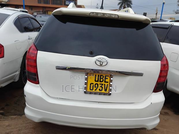 Toyota Wish 2005 White