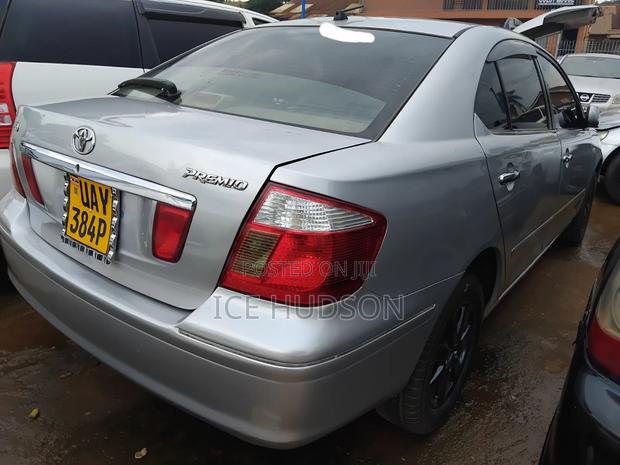 Toyota Premio 2004 Silver
