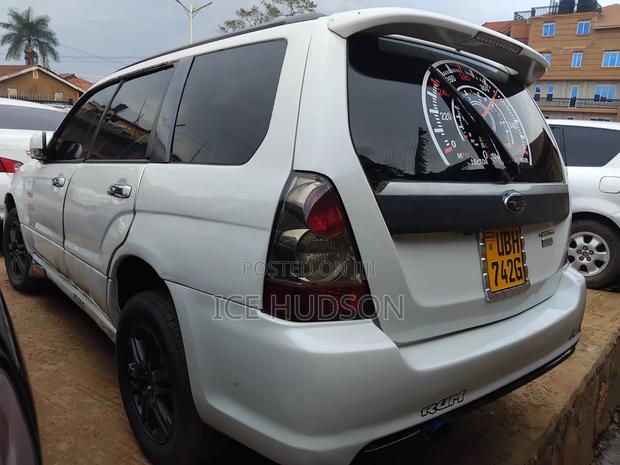 Subaru Forester 2005 White
