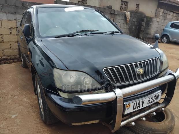 Toyota Harrier 2002 Black