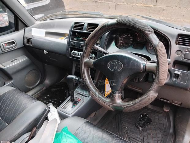 Toyota RAV4 Cabriolet 1998 Blue