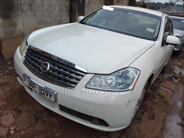 Nissan Fuga 2005 White
