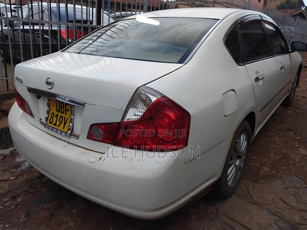 Nissan Fuga 2005 White
