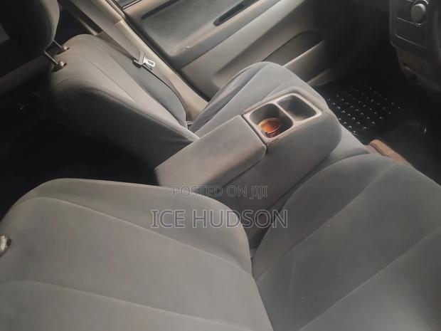 Toyota Nadia 2002 Silver
