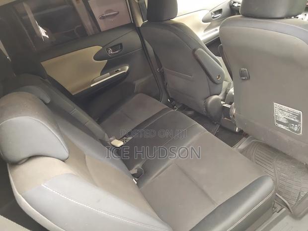 Toyota Wish 2012 White