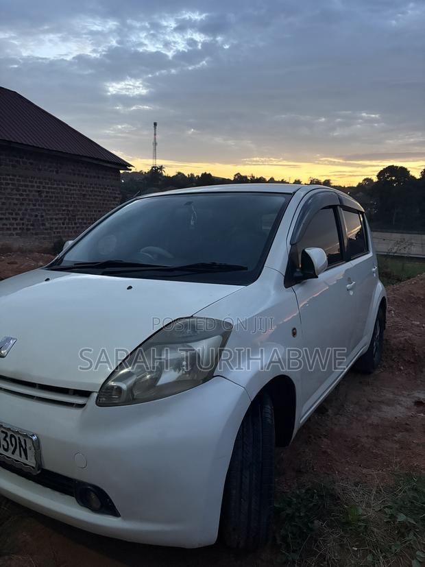 Toyota Passo 1.0 FWD 2005 Pearl