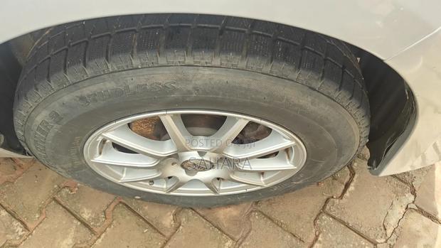 Toyota Passo Sette 2011 Silver