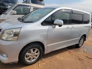 Toyota Noah 2010 Silver for sale