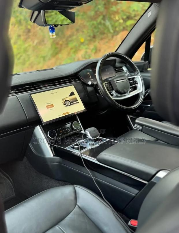 Land Rover Range Rover Vogue 2023 Silver