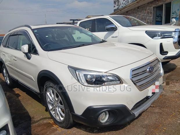 Subaru Outback 2.5i AWD 2017 White