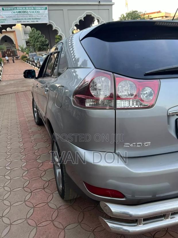 Toyota Harrier 2.4 2008 Silver
