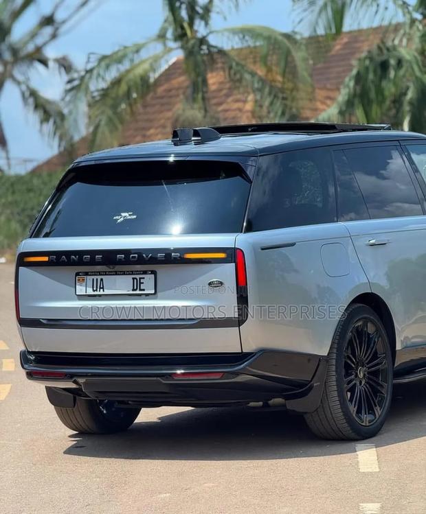 Land Rover Range Rover Vogue 2023 Silver